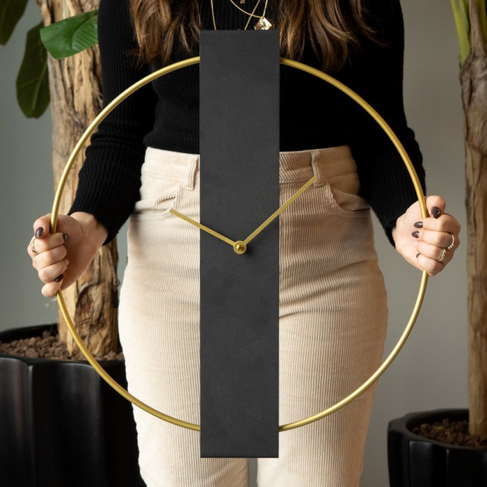 Wallity Future Metal Wall Clock - APS119 Negro y Oro Wallity Future Metal Wall Clock - APS119 Negro y Oro